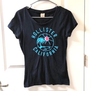 VTG Hollister California RARE Embroidered T-Shirt